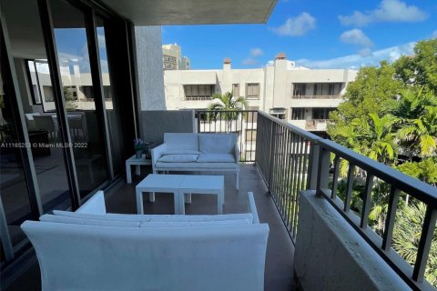 Condo in Key Biscayne, Florida, 2 bedrooms  № 2401360 - photo 7