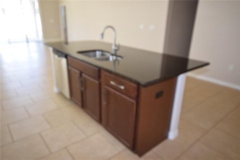 House in Orlando, Florida 3 bedrooms, 200.95 sq.m. № 1908390 - photo 21