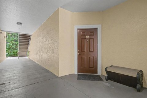 Condo in Tampa, Florida, 2 bedrooms  № 2369755 - photo 3