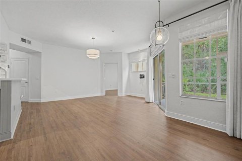 Condo in Tampa, Florida, 2 bedrooms  № 2369755 - photo 16