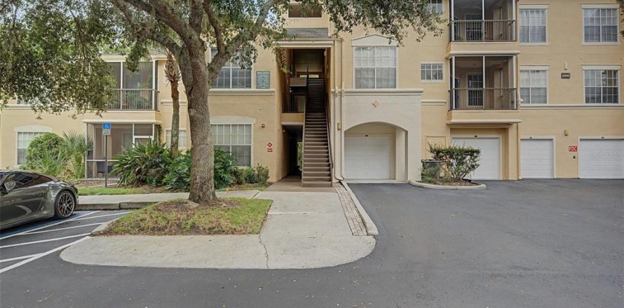 Condo in Tampa, Florida, 2 bedrooms  № 2369755
