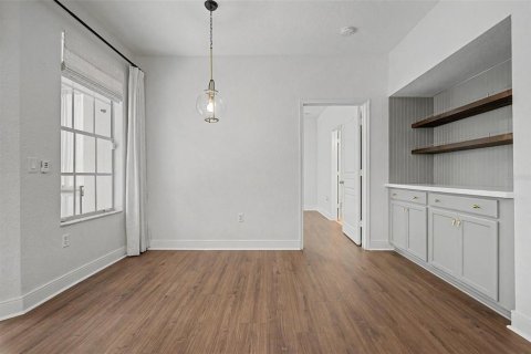 Condo in Tampa, Florida, 2 bedrooms  № 2369755 - photo 6