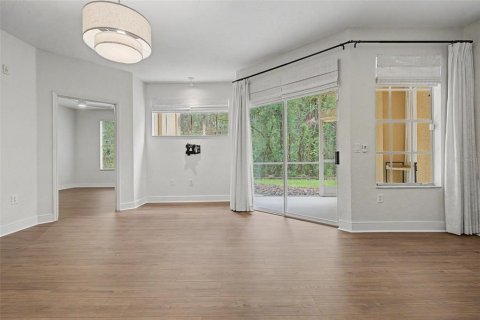 Condo in Tampa, Florida, 2 bedrooms  № 2369755 - photo 8