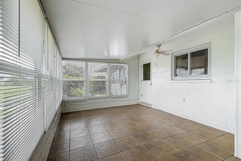 House in Sun City Center, Florida 3 bedrooms, 154.4 sq.m. № 1678180 - photo 27
