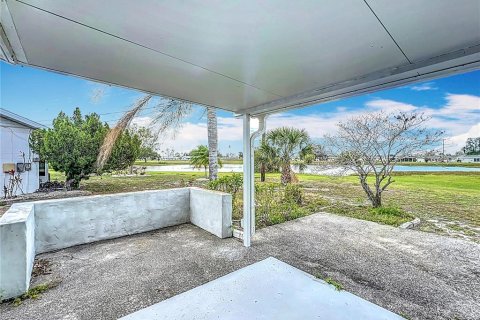 House in Sun City Center, Florida 3 bedrooms, 154.4 sq.m. № 1678180 - photo 3
