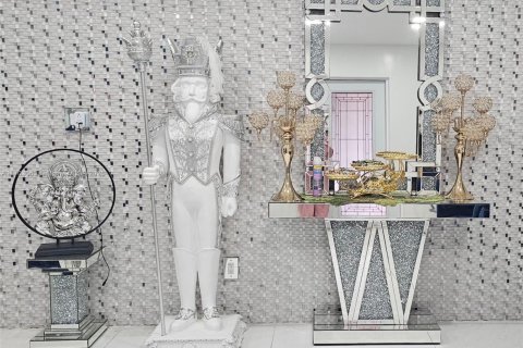 Casa en venta en Miami, Florida, 3 dormitorios, 294.31 m2 № 1977571 - foto 14