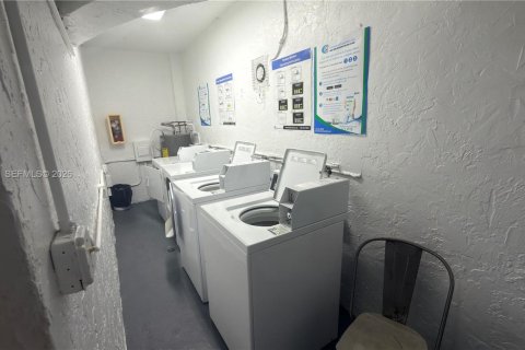 Condominio en alquiler en Miami Beach, Florida, 3 dormitorios, 69.86 m2 № 2004282 - foto 14