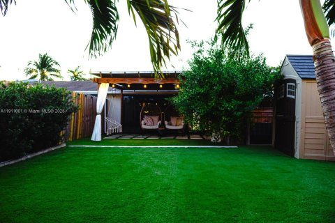 Touwnhouse à vendre à Hialeah, Floride: 2 chambres, 80.27 m2 № 1967180 - photo 21