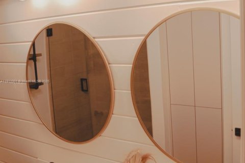 Touwnhouse à vendre à Hialeah, Floride: 2 chambres, 80.27 m2 № 1967180 - photo 14