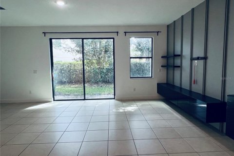 Adosado en alquiler en Orlando, Florida, 3 dormitorios, 152.17 m2 № 1854235 - foto 4