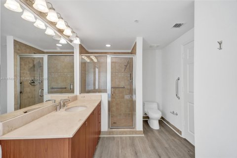 Condo in Coral Gables, Florida, 3 bedrooms  № 1923700 - photo 26