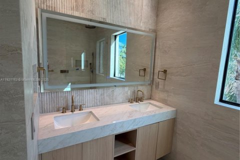 Casa en venta en Hollywood, Florida, 5 dormitorios, 298.87 m2 № 1975394 - foto 27