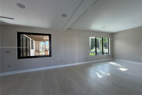 Casa en venta en Hollywood, Florida, 5 dormitorios, 298.87 m2 № 1975394 - foto 8