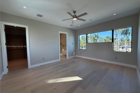 Casa en venta en Hollywood, Florida, 5 dormitorios, 298.87 m2 № 1975394 - foto 23