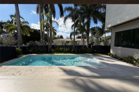 Casa en venta en Hollywood, Florida, 5 dormitorios, 298.87 m2 № 1975394 - foto 17