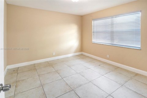 Купить кондоминиум в Санрайз, Флорида 5 спален, 141.21м2, № 2027046 - фото 20