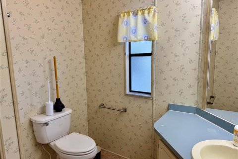 Apartment in Leesburg, Florida 2 bedrooms, 98.85 sq.m. № 2210719 - photo 20