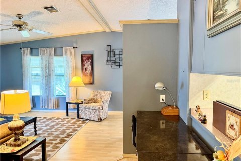 Apartment in Leesburg, Florida 2 bedrooms, 98.85 sq.m. № 2210719 - photo 29