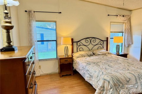 Apartment in Leesburg, Florida 2 bedrooms, 98.85 sq.m. № 2210719 - photo 13