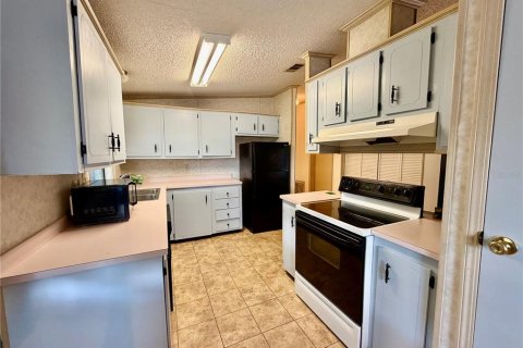 Apartment in Leesburg, Florida 2 bedrooms, 98.85 sq.m. № 2210719 - photo 10