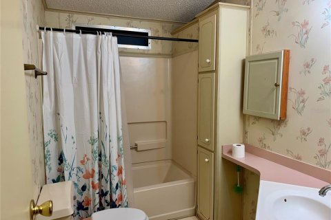 Apartment in Leesburg, Florida 2 bedrooms, 98.85 sq.m. № 2210719 - photo 25