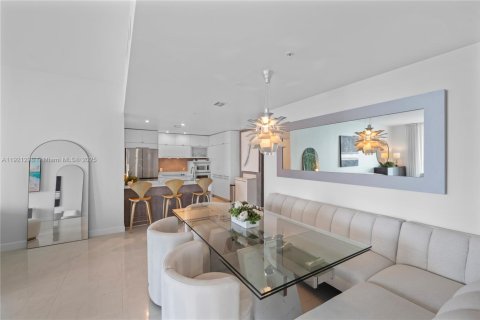 Купить кондоминиум в Майами, Флорида 3 спальни, 183.02м2, № 1975648 - фото 17