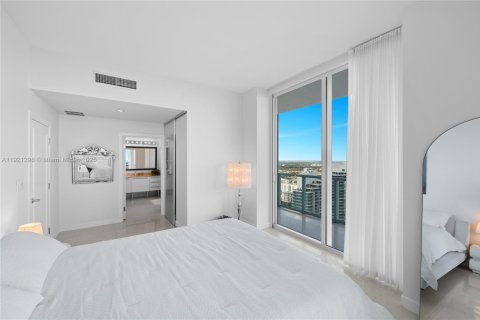 Купить кондоминиум в Майами, Флорида 3 спальни, 183.02м2, № 1975648 - фото 25