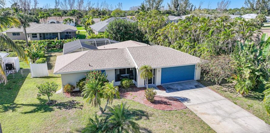 Casa en Cape Coral, Florida 2 dormitorios, 107.3 m2 № 1575160