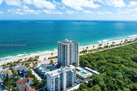 Condo in Fort Lauderdale, Florida, 2 bedrooms  № 2430179 - photo 26