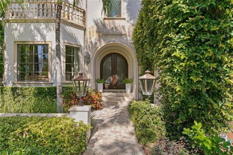 Villa ou maison à vendre à Tampa, Floride: 5 chambres, 513.19 m2 № 2149188 - photo 3