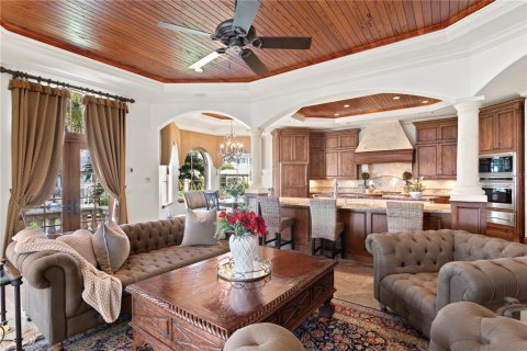 Villa ou maison à vendre à Tampa, Floride: 5 chambres, 513.19 m2 № 2149188 - photo 10