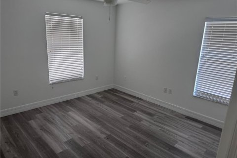 Villa ou maison à louer à Kissimmee, Floride: 5 chambres, 321.44 m2 № 1881054 - photo 18