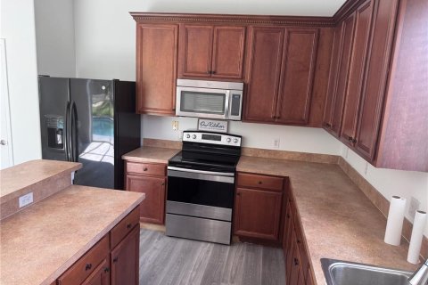 House in Kissimmee, Florida 5 bedrooms, 321.44 sq.m. № 1881054 - photo 5