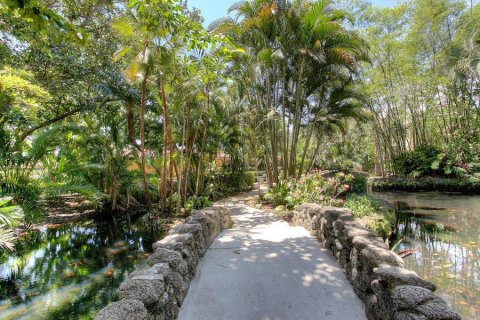Condo in Hypoluxo, Florida, 2 bedrooms № 2413097 - photo 19