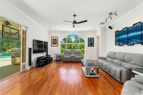 House in Loxahatchee Groves, Florida 3 bedrooms, 288.46 sq.m. № 1896092 - photo 13