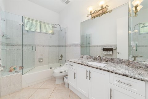 House in Loxahatchee Groves, Florida 3 bedrooms, 288.46 sq.m. № 1896092 - photo 15