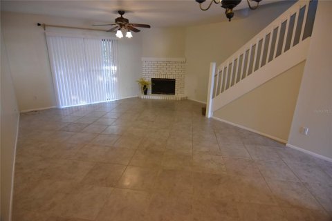 Adosado en alquiler en Winter Park, Florida, 3 dormitorios, 131.27 m2 № 1880693 - foto 4