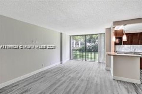 Copropriété à louer à Sunny Isles Beach, Floride: 1 chambre, 71.26 m2 № 1712613 - photo 8