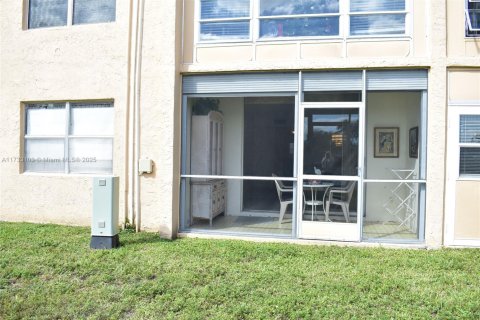 Condominio en venta en Sunrise, Florida, 2 dormitorios, 78.97 m2 № 1482436 - foto 28