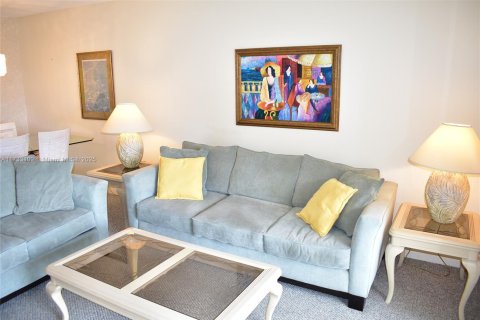 Condominio en venta en Sunrise, Florida, 2 dormitorios, 78.97 m2 № 1482436 - foto 3