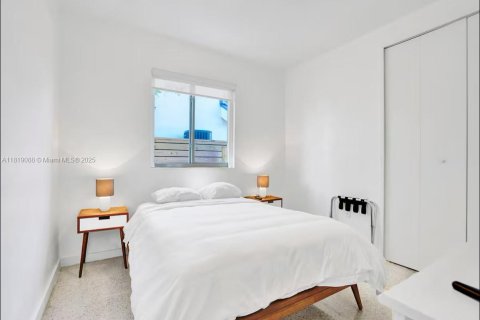 Casa en alquiler en North Bay Village, Florida, 3 dormitorios, 120.22 m2 № 2012242 - foto 16