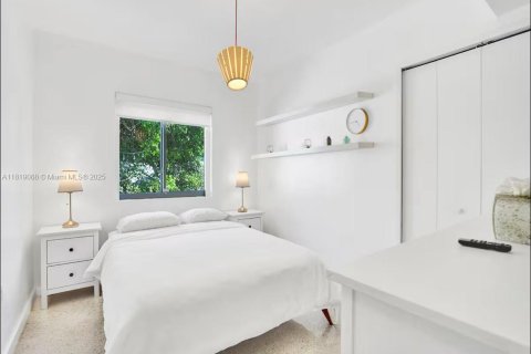 Casa en alquiler en North Bay Village, Florida, 3 dormitorios, 120.22 m2 № 2012242 - foto 12