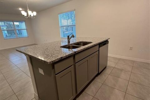 Townhouse in DeBary, Florida 3 bedrooms, 142.42 sq.m. № 1885595 - photo 8