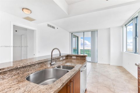 Condo in Sunrise, Florida, 3 bedrooms  № 2014141 - photo 2