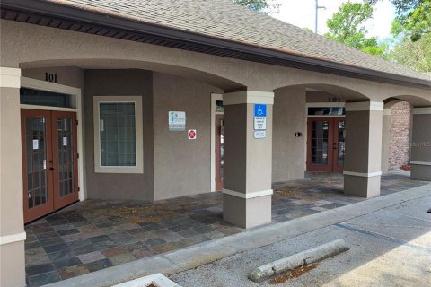 Commercial property in Oviedo, Florida 377.18 sq.m. № 2220716 - photo 5