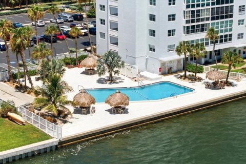 Condominio en alquiler en Saint Petersburg, Florida, 1 dormitorio, 83.61 m2 № 2221524 - foto 25