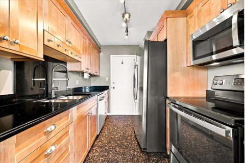 Condominio en alquiler en Saint Petersburg, Florida, 1 dormitorio, 83.61 m2 № 2221524 - foto 14