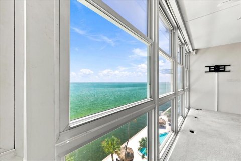 Condominio en alquiler en Saint Petersburg, Florida, 1 dormitorio, 83.61 m2 № 2221524 - foto 18