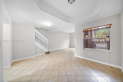 Townhouse in Dania Beach, Florida 3 bedrooms, 150.04 sq.m. № 1897094 - photo 7