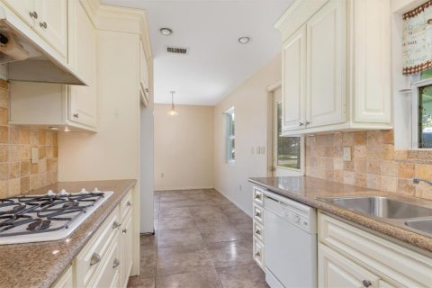 House in Port Charlotte, Florida 2 bedrooms, 81.2 sq.m. № 1311825 - photo 14